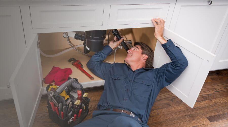 Local water heater installation in Reddick, FL